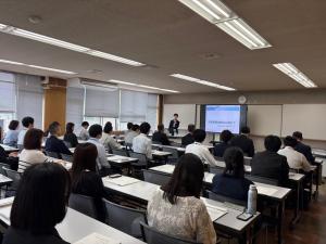 令和8年度官製談合防止法等研修の様子